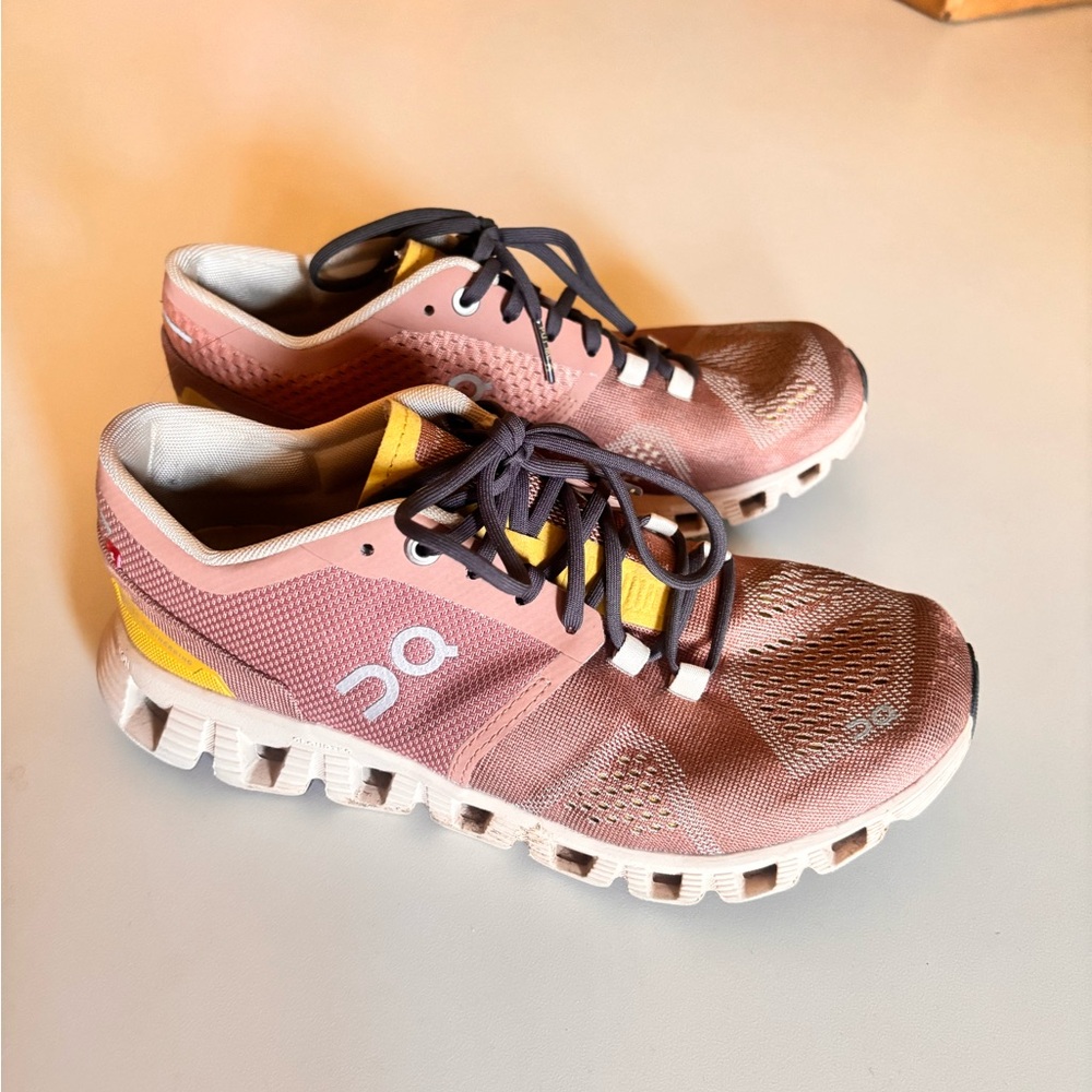 On Cloud | Women’s | Mauve/Pink/Yellow